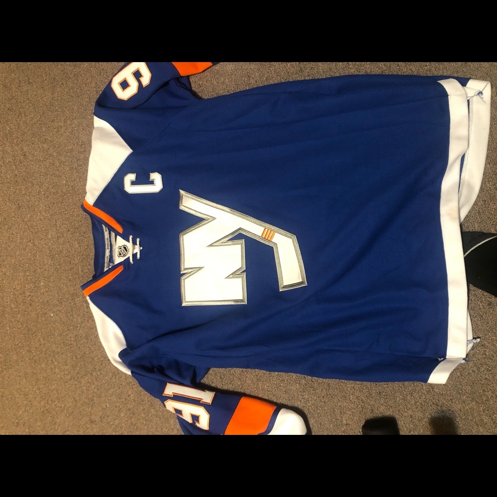 New York Islanders jersey Tavares
